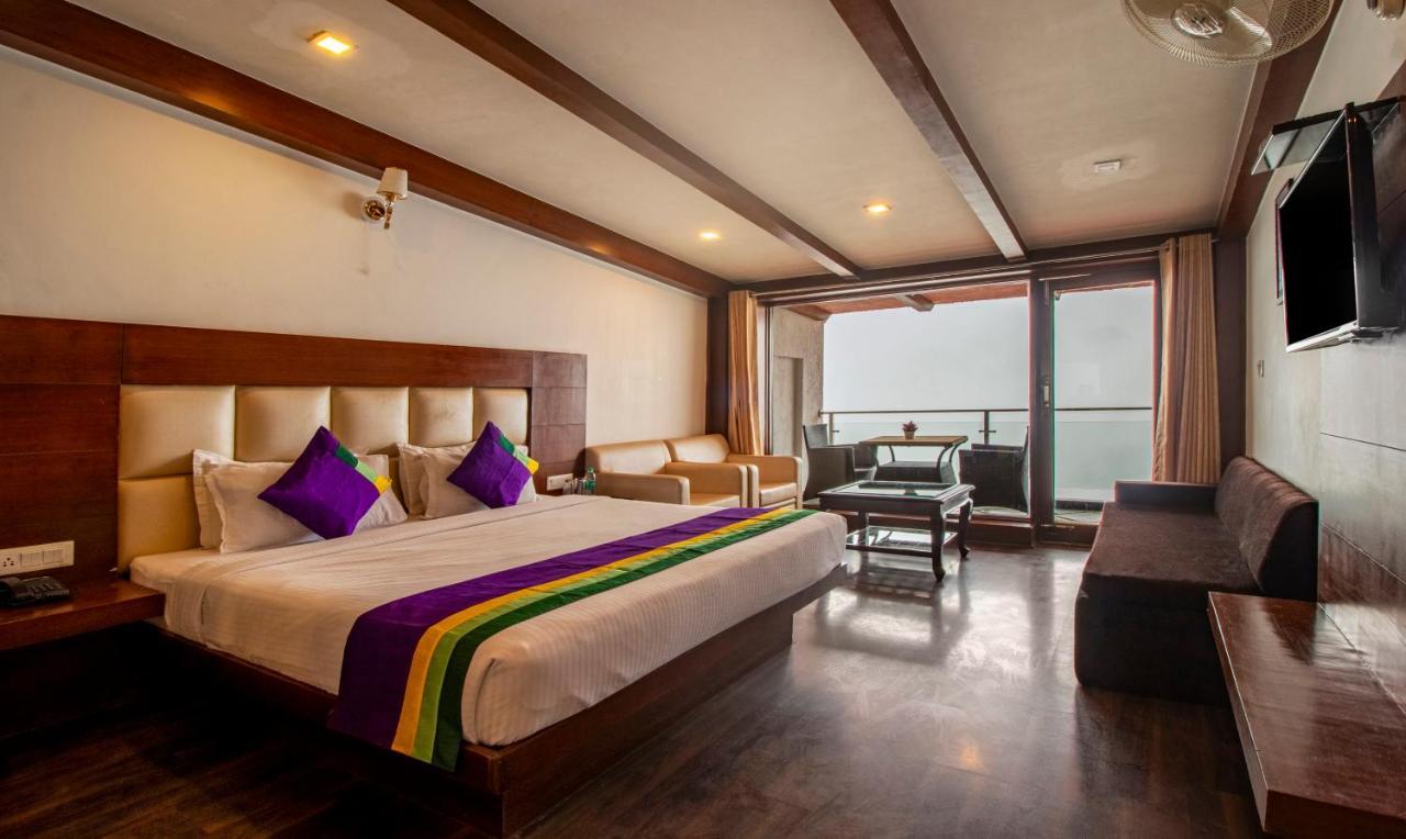 Treebo Premium Queen Of Hills Near Mall Road Mussoorie Kültér fotó