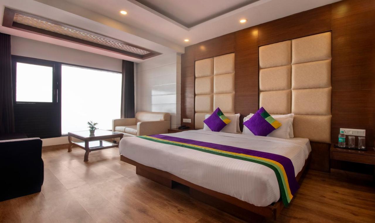 Treebo Premium Queen Of Hills Near Mall Road Mussoorie Kültér fotó